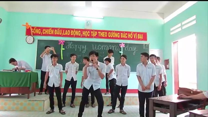 Album Lớp 12A11 — ảnh 11