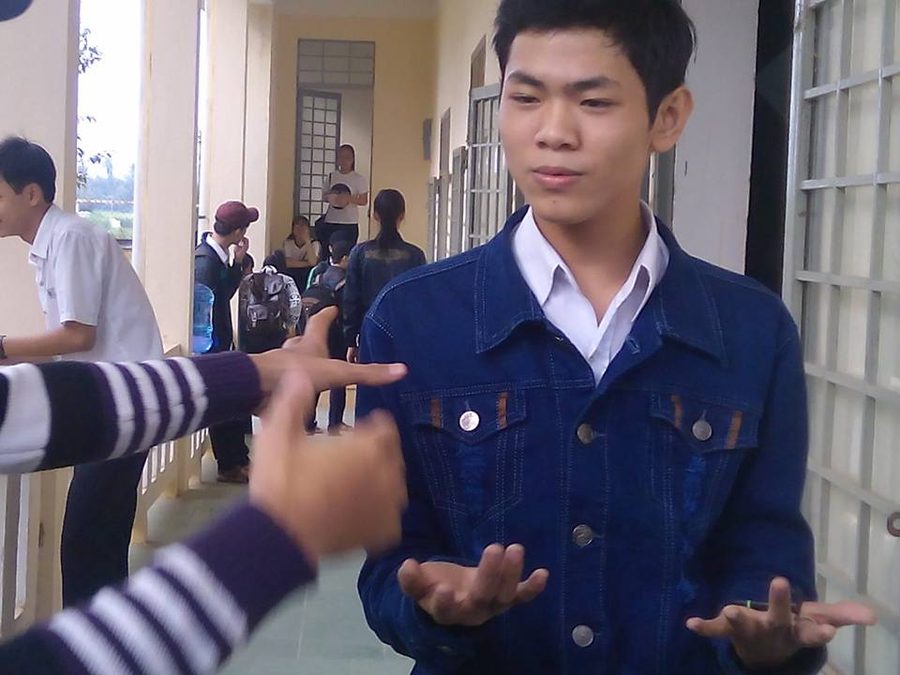 Gương Mặt Thân Quen — ảnh 3